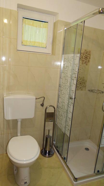 Apartma Patricija - Big Apartment For 6 Tolmin Bagian luar foto
