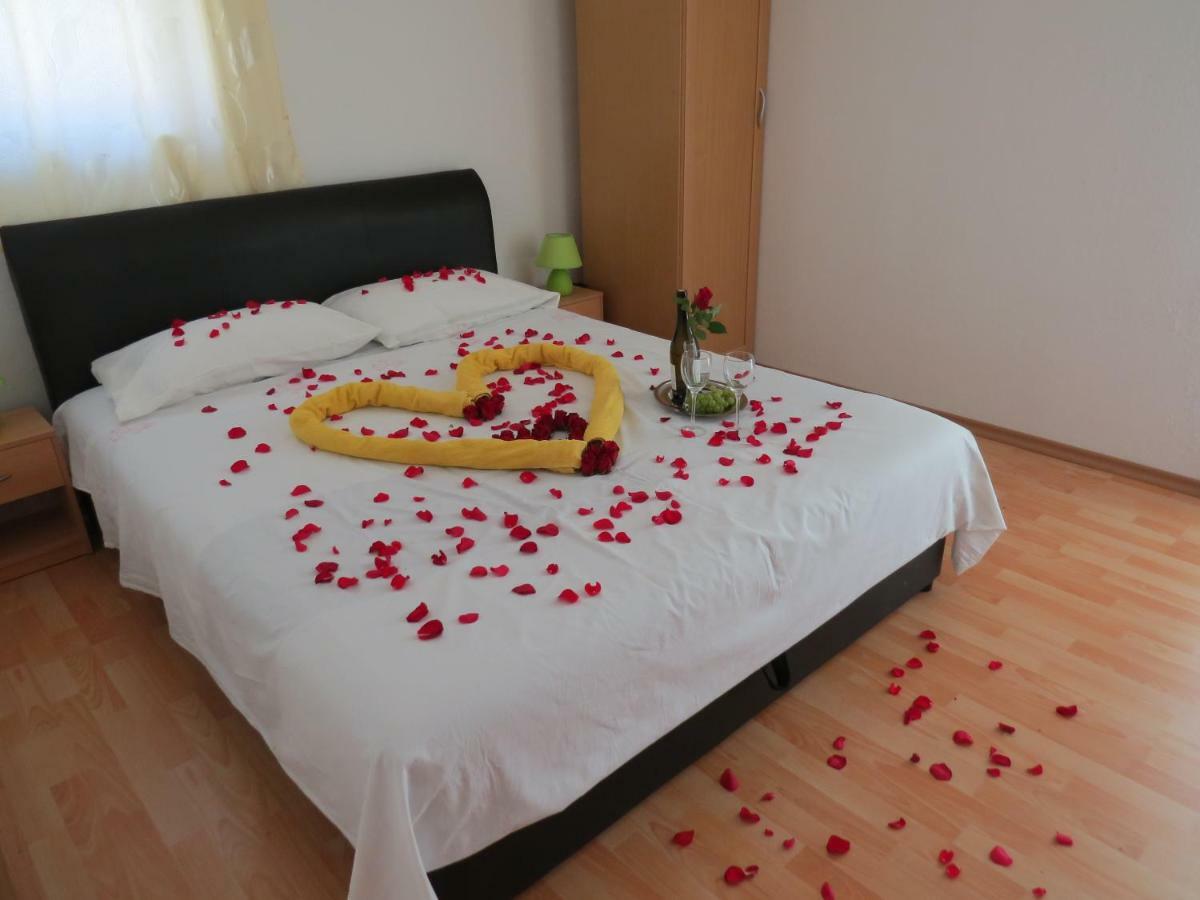 Apartma Patricija - Big Apartment For 6 Tolmin Bagian luar foto